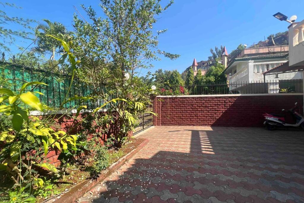 Valecha Villa Entire 4Bhkbunglow With 5000 Sq Ft Garden Lonavla Exterior foto