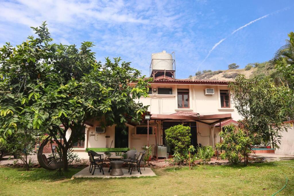 Valecha Villa Entire 4Bhkbunglow With 5000 Sq Ft Garden Lonavla Exterior foto